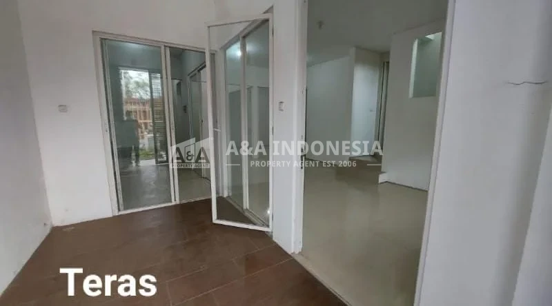 Dijual Rumah 2 Lantai di Royal Residence Cluster Greenwich Surabaya Barat - Thumbnail 3
