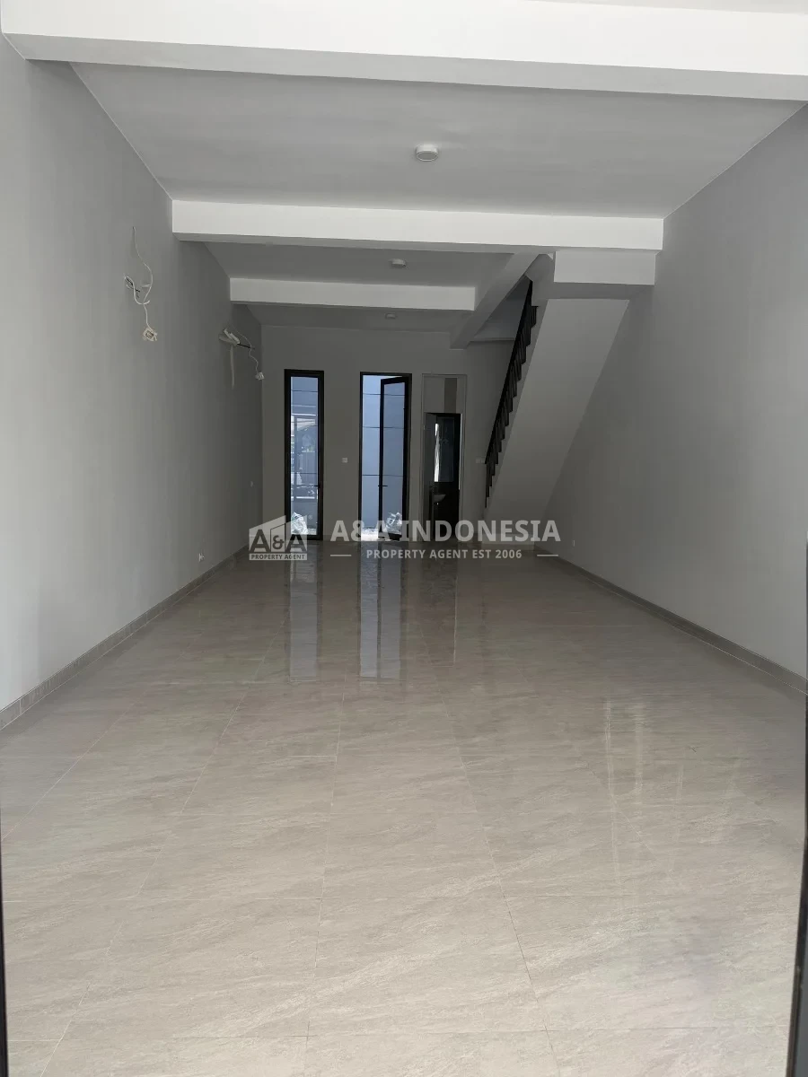 Disewakan Ruko Beverly Pakuwon City Surabaya Timur - Thumbnail 6