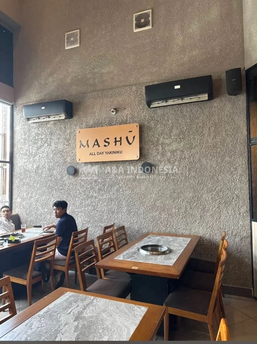 Disewakan Rumah Usaha Lokasi Strategis dan Traffic Ramai Cocok Untuk Resto Jalan Musi Surabaya Pusat - Thumbnail 2