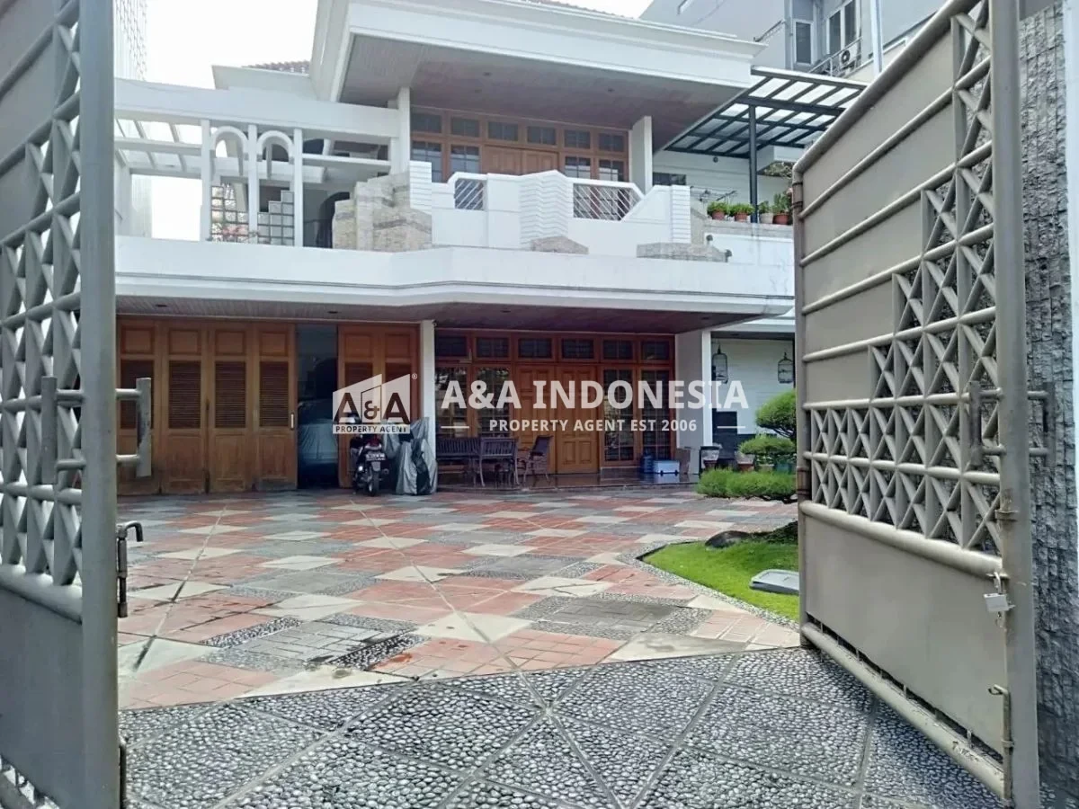 Dijual Rumah Mewah Lokasi Strategis Jalan Cempaka Surabaya Pusat - Thumbnail 3