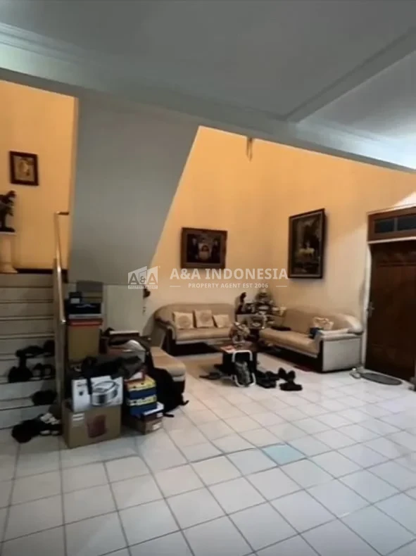 Dijual Rumah 2 Lantai Wisma Permai Surabaya Timur Dekat Galaxy Mall – Bisa untuk Usaha/Kantor - Thumbnail 6
