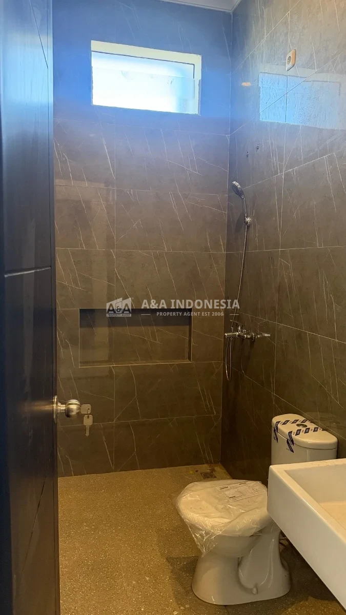 Dijual Rumah 2Lantai di Manyar Tirtoyoso Selatan Surabaya Timur - Thumbnail 7