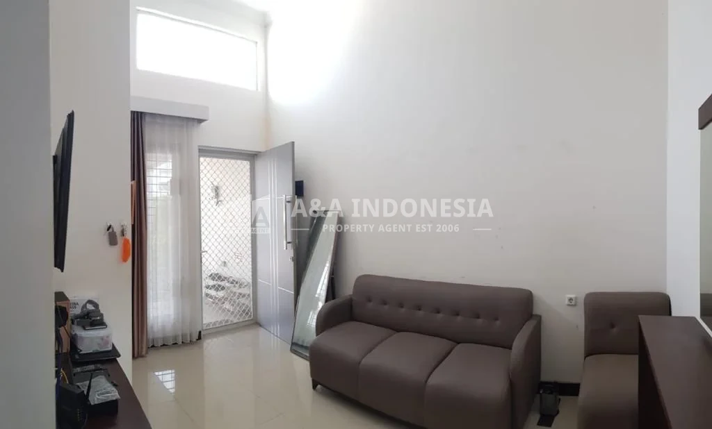 Disewakan Rumah Renovasi Full Furnished di Dian Regency 2 Sukolilo Surabaya Timur - Thumbnail 2