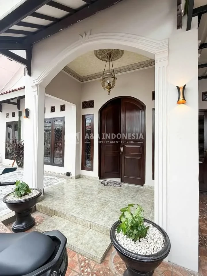 Dijual Rumah Lokasi Strategis Jl. H. Terin2 Pangkalan Jati Baru, Cinere, Depok - Thumbnail 2