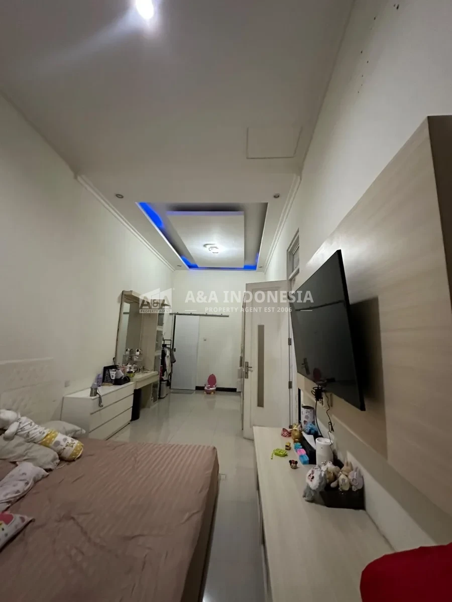 Dijual Rumah Minimalis Modern 2 Lantai SHM di Wisma Lidah Kulon Surabaya Barat - Thumbnail 7