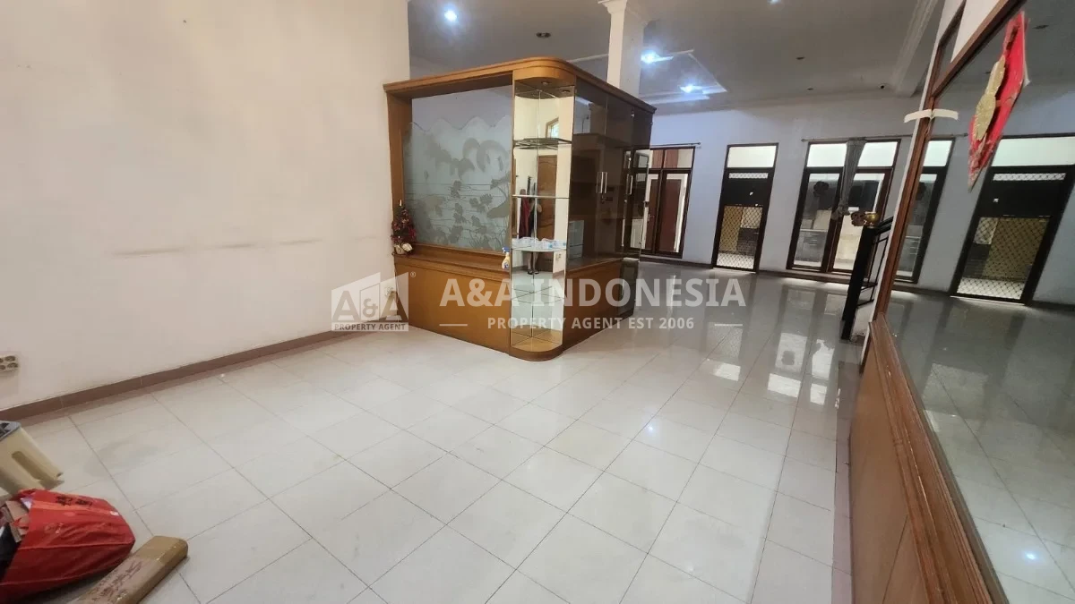 Disewakan Rumah 2 Lantai Di Taman Mutiara Pakuwon City Surabaya Timur - Thumbnail 6