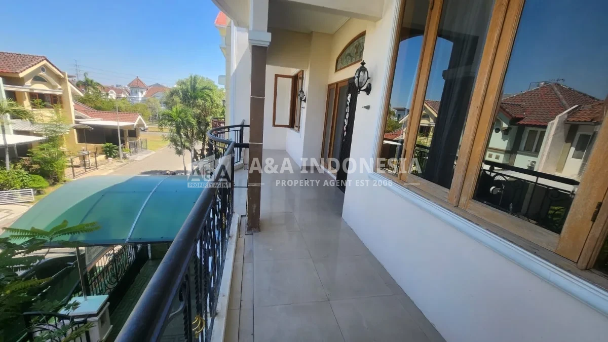 Disewakan Rumah 2 Lantai Di Taman Mutiara Pakuwon City Surabaya Timur - Thumbnail 8