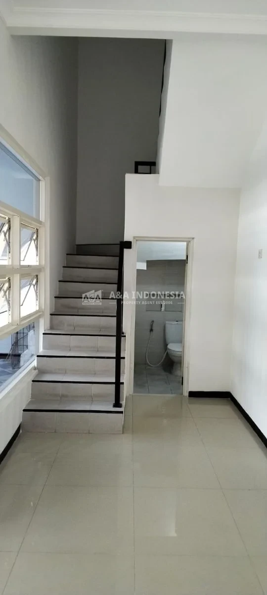 Dijual Rumah Lokasi Strategis di Urban Mansion Jojoran Surabaya Timur - Thumbnail 5