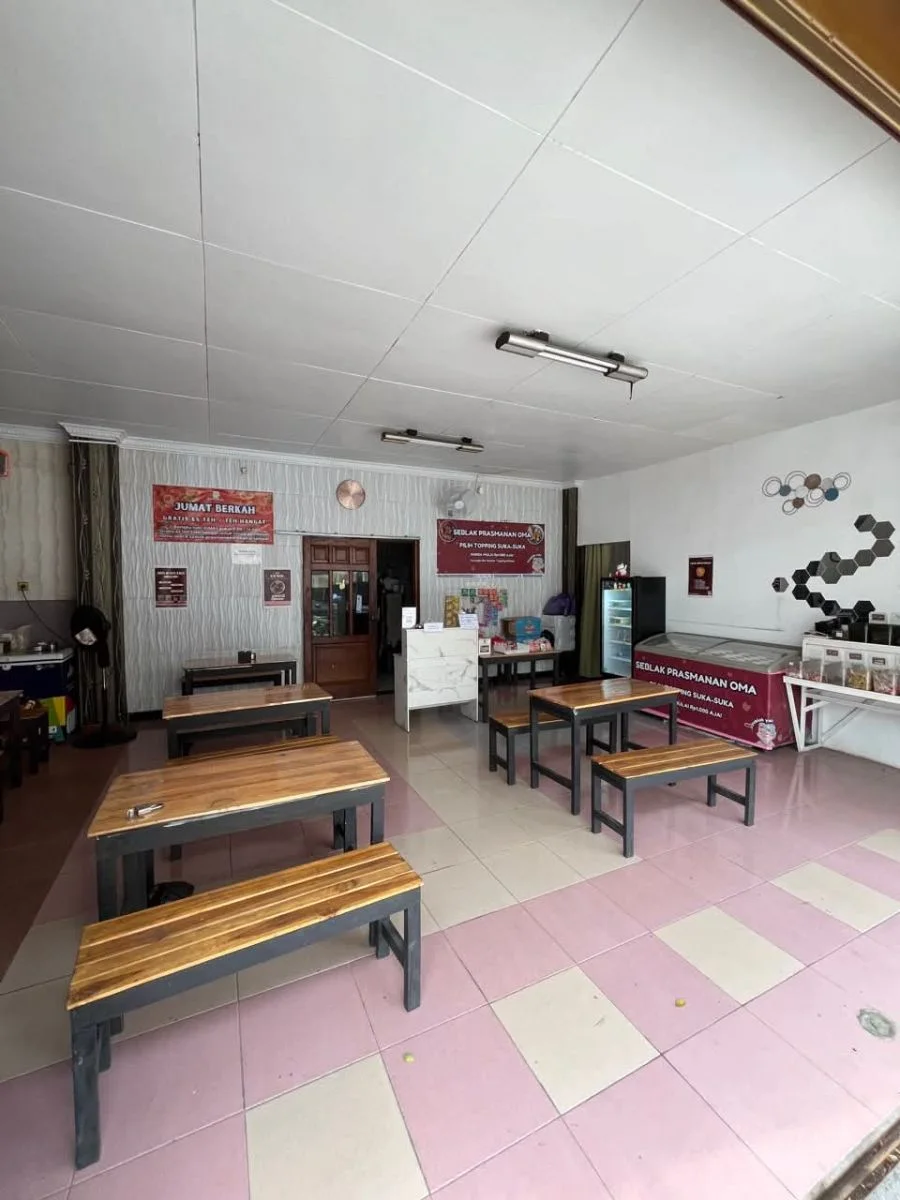 Dijual Cepat Rumah Usaha dan Tempat Tinggal Lokasi Strategis 0 Jalan Raya Achmad Yani Gresik - Thumbnail 3