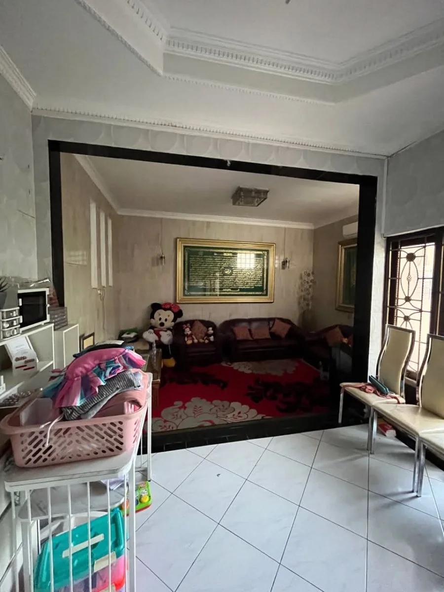 Dijual Cepat Rumah Usaha dan Tempat Tinggal Lokasi Strategis 0 Jalan Raya Achmad Yani Gresik - Thumbnail 4