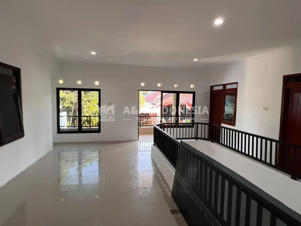 *Dijual Rumah di Perumahan Rungkut Harapan samping merr baru Renovasi Surabaya Selatan* - Thumbnail 7