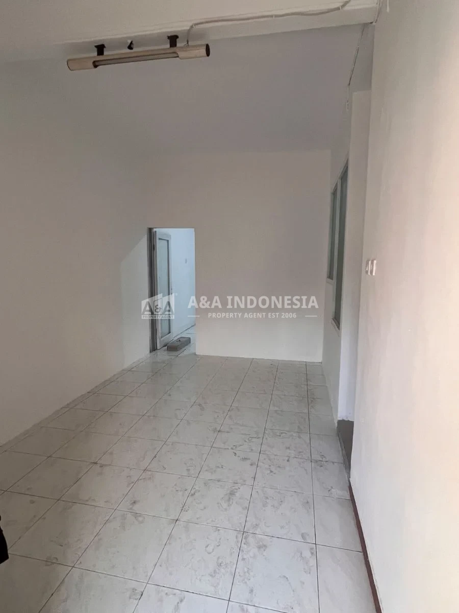 *Dijual Rumah di Perumahan Nginden Intan Timur baru Renovasi, Surabaya Timur* - Thumbnail 5