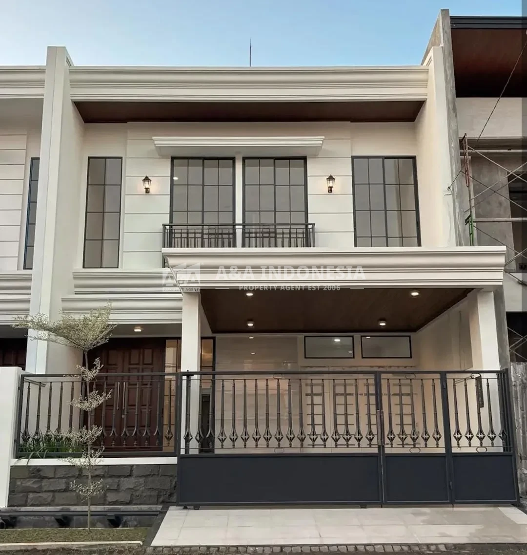 Jual Rumah Mewah Baru Gress 2 Lantai Galaxy Bumi Permai Araya Terjangkau Lokasi Premium Surabaya Timur - Image 1