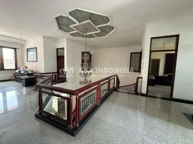 Jual Rumah Darmo Permai Bisa Untuk Usaha - Image 1
