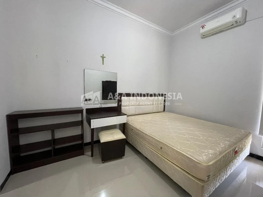Disewakan Rumah 1 Lantai Full Furnish di Sukolilo Dian Regency Surabaya Timur Dekat ITS & MERR - Thumbnail 2
