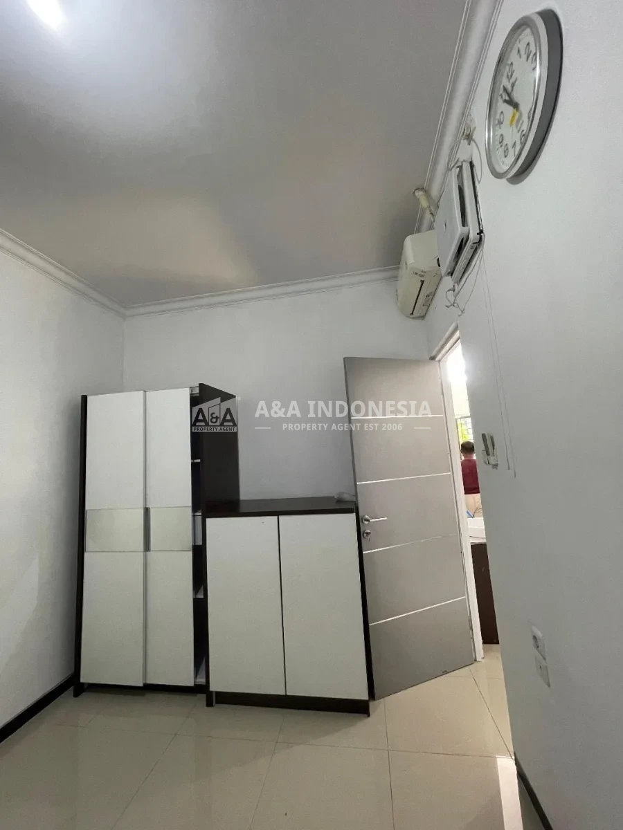 Disewakan Rumah 1 Lantai Full Furnish di Sukolilo Dian Regency Surabaya Timur Dekat ITS & MERR - Thumbnail 3
