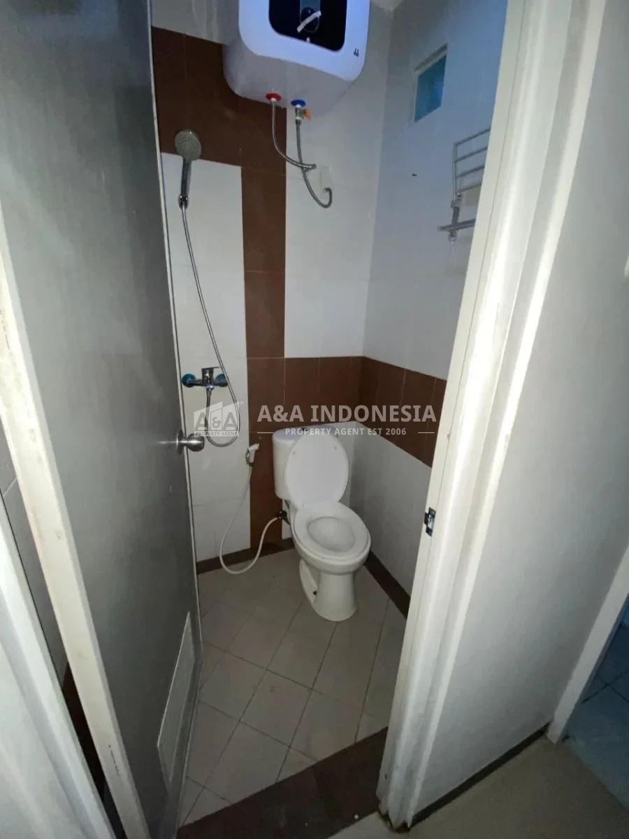 Disewakan Rumah Furnished Sukolilo Dian Regency Surabaya Timur — Hadap Utara, Dekat ITS & MERR, Siap Huni - Thumbnail 4