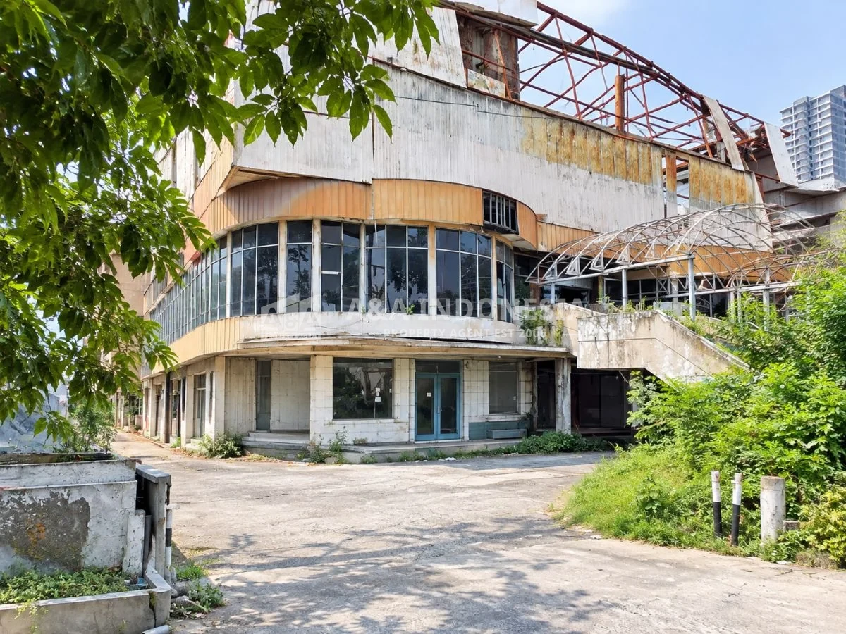 Dijual Property Langka Nol Jalan Raya di Mayjend Sungkono – Surabaya Barat, - Image 1