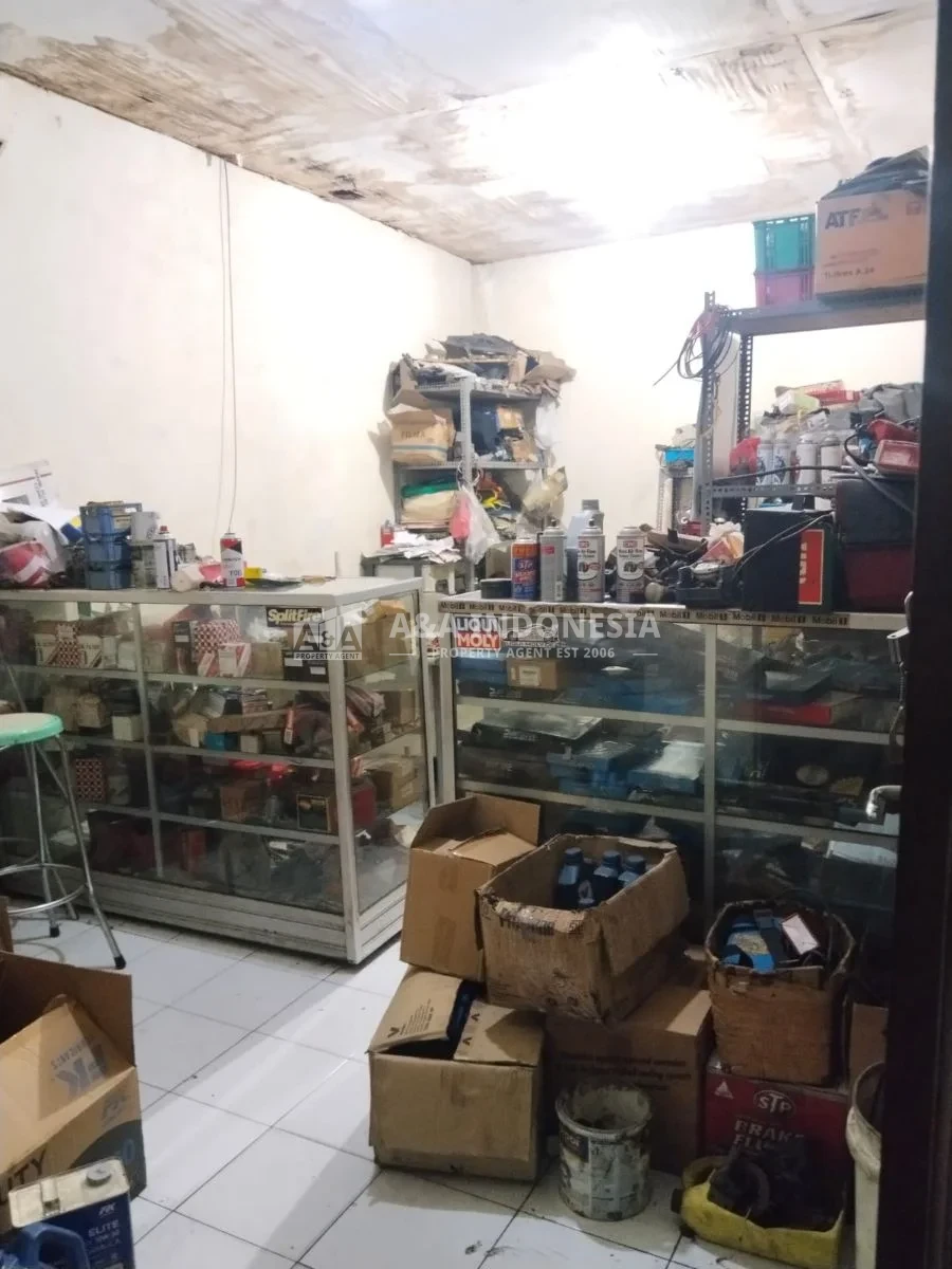 Disewakan Gudang Dan Kantor Nol Jalan  Raya Lokasi Dukuh Kupang Barat Di Surabaya Barat - Thumbnail 3