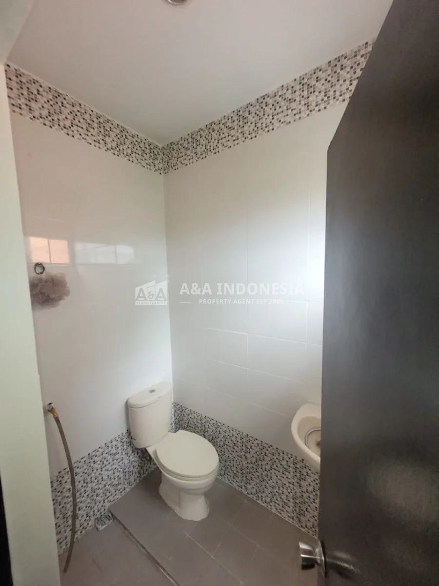 Dijual Rumah Siap Huni di Oasis Sememi Selatan Surabaya Barat - Thumbnail 3