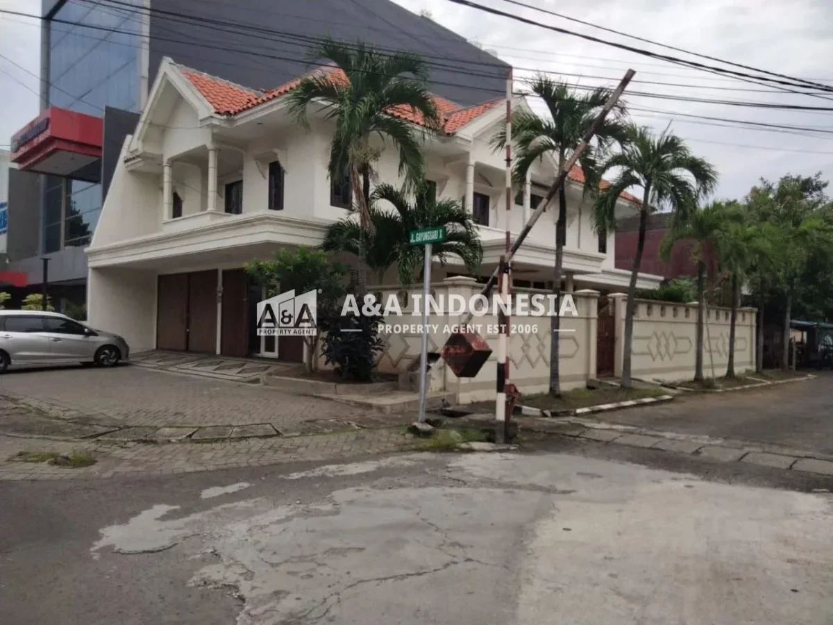 Dijual Rumah Lokasi Strategis Hook di Gayungsari Surabaya Selatan - Thumbnail 2