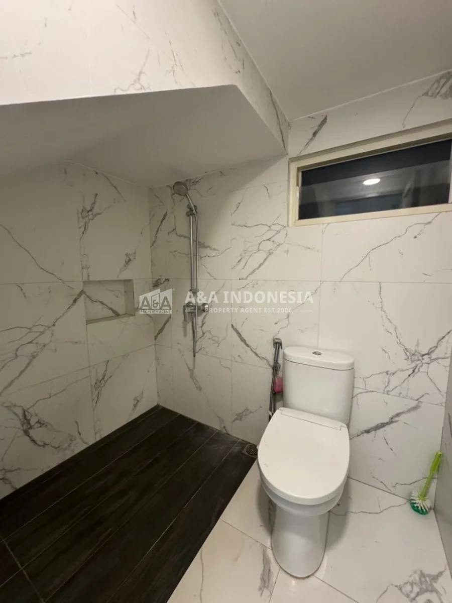 Dijual Rumah Siap Huni Taman Puspa Raya Citraland Surabaya Barat - Thumbnail 6