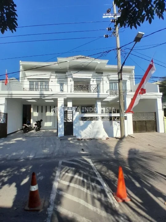 Dijual Rumah Baru Gress di Jalan Jemur Andayani Surabaya Selatan
