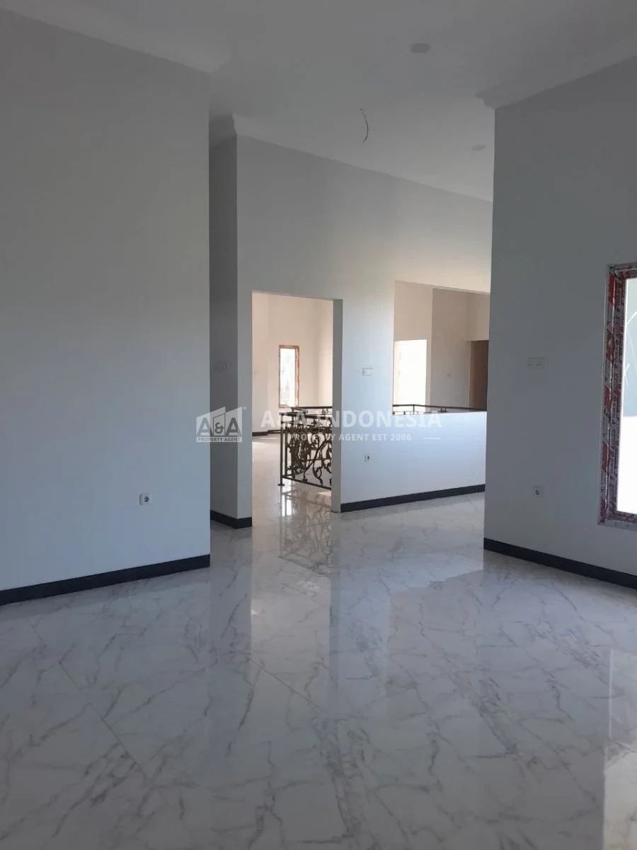 Dijual Rumah Baru Gress di Jalan Jemur Andayani Surabaya Selatan - Thumbnail 3
