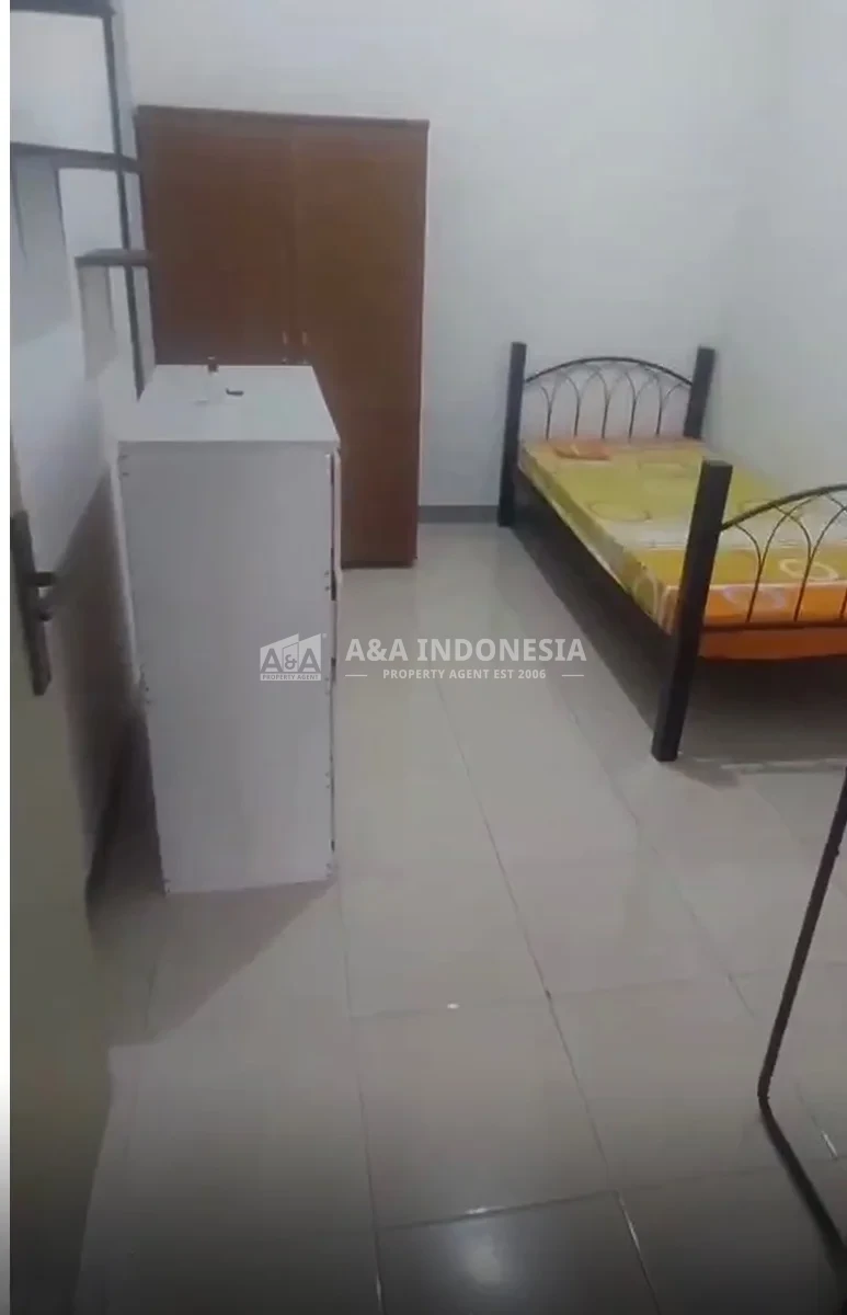 Disewakan Rumah Furnish Lengkap Sukolilo Dian Regency Surabaya Timur — Siap Huni Dekat ITS & MERR - Thumbnail 5
