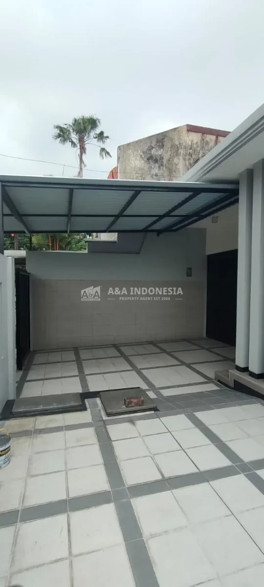 Disewakan Rumah Manyar Tirtomoyo Surabaya Timur Dekat MERR & Galaxy Mall - Thumbnail 3