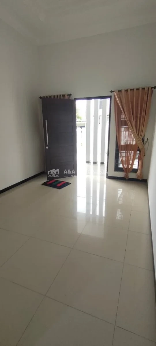 Disewakan Rumah Manyar Tirtomoyo Surabaya Timur Dekat MERR & Galaxy Mall - Thumbnail 5