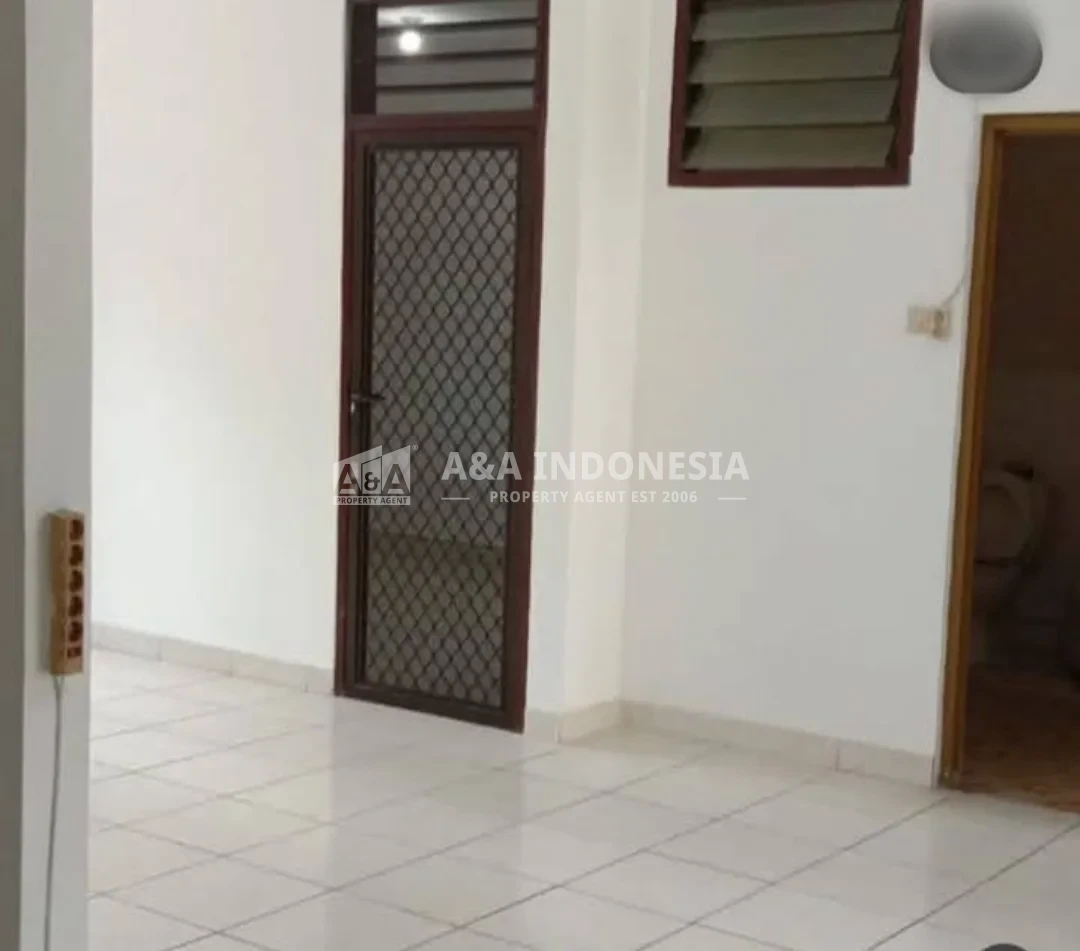 Disewakan Rumah Darmo Harapan Indah Lokasi Strategis Di Surabaya Barat - Thumbnail 3