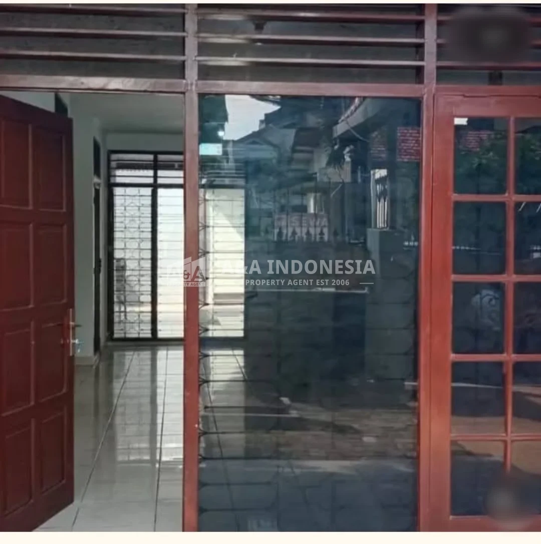 Disewakan Rumah Darmo Harapan Indah Lokasi Strategis Di Surabaya Barat - Thumbnail 5