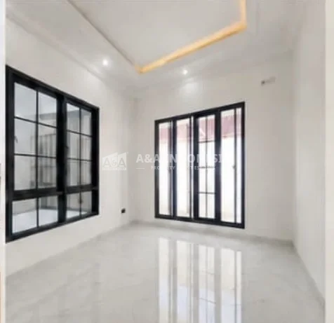Dijual Rumah Mewah American Classic Babatan Pantai Surabaya Timur Dekat Grand Kenjeran - Thumbnail 3