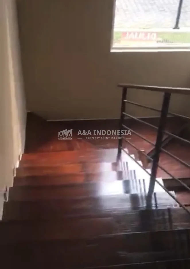 *Disewakan Rumah Bagus dan Murah di Graha Natura Surabaya Barat* - Thumbnail 3