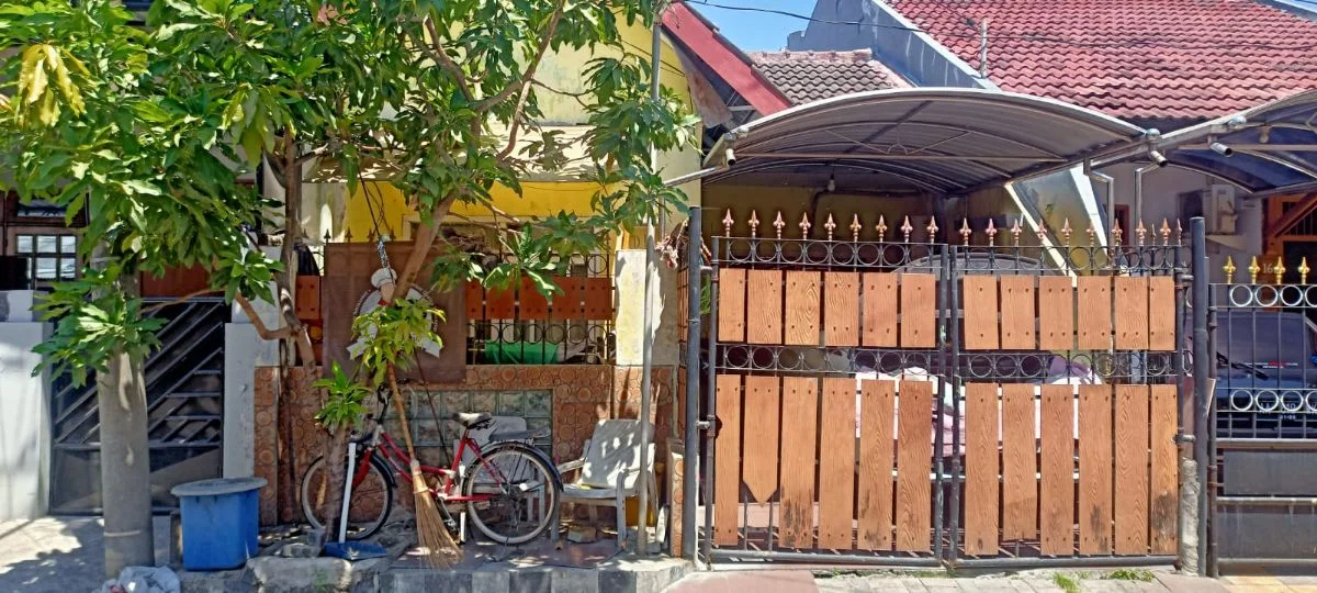 Dijual Rumah Lokasi Strategis Semolowaru Indah Surabaya Timur