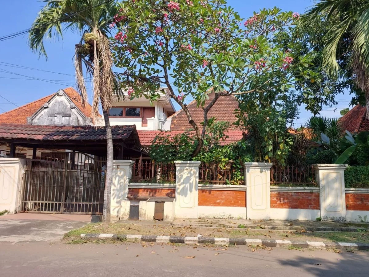 Dijual Rumah Tanggah Kota Cocok Buat Kantor/Klinik Kecantikan/Praktek Dokter Surabaya Pusat