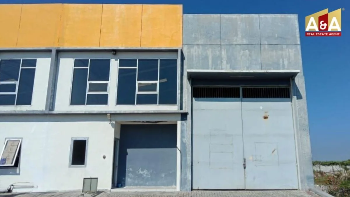 Disewakan Gudang dengan Fasilitas Lengkap di Dascoland Manyar Gresik