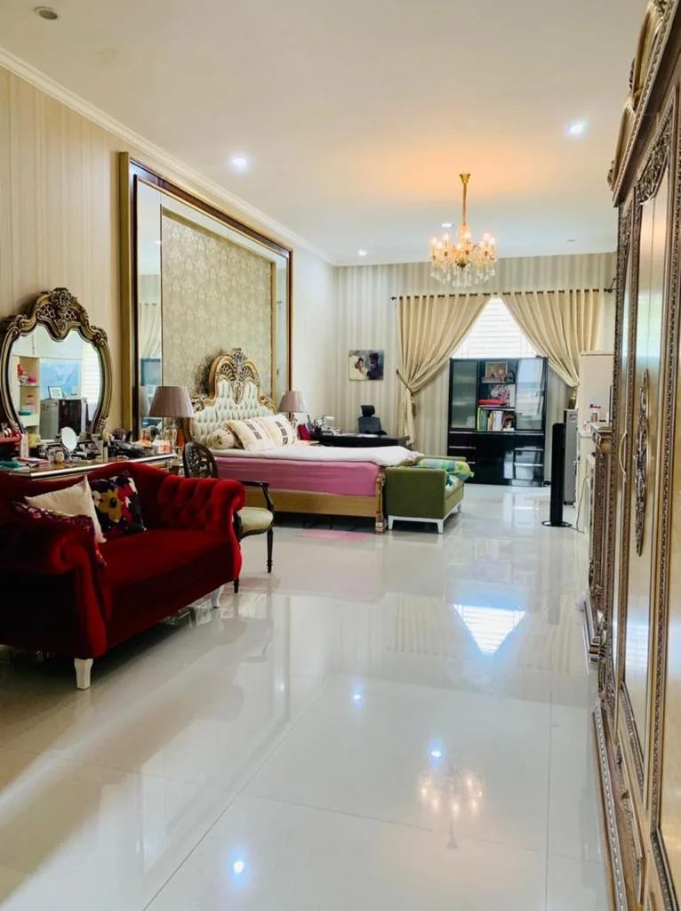 Dijual Rumah Mewah Modern di Bukit Golf Citraland Surabaya Barat - Thumbnail 4