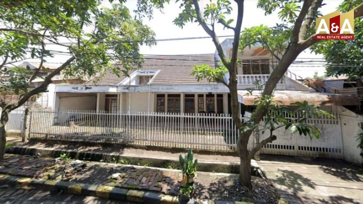 Dijual Cepat Rumah Strategis di Dukuh Kupang Timur Surabaya Barat