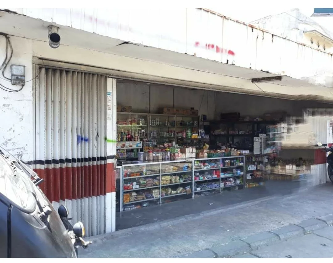 Dijual/Disewakan Ruko Kawasan Ramai Raya Banyuurip Surabaya Barat