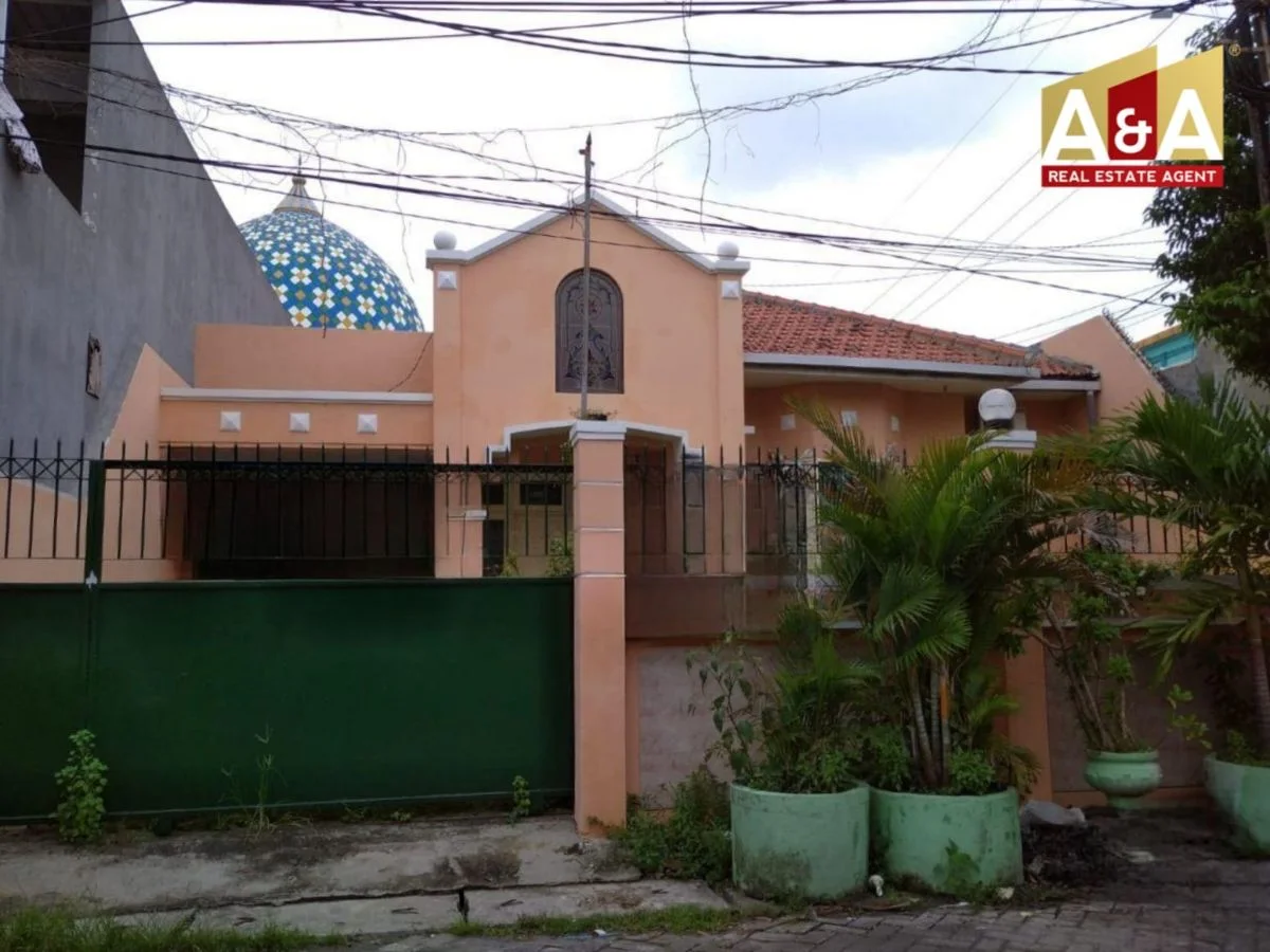Dijual Rumah Lokasi Strategis Dukuh Pakis Surabaya Barat