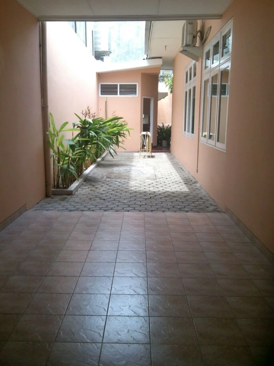 Dijual Rumah Lokasi Strategis Dukuh Pakis Surabaya Barat - Thumbnail 3
