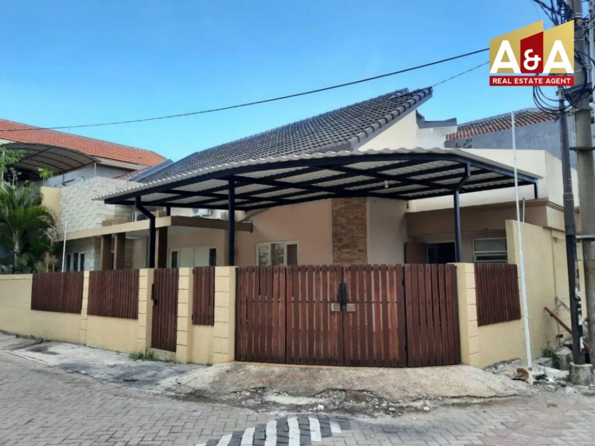 Dijual Rumah Cantik dan Terawat Taman Pondok Indah Surabaya Barat
