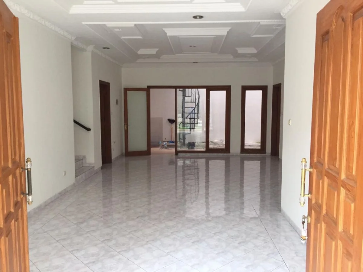 Dijual/Disewakan Rumah Mewah di Villa Sentra Raya A Citraland Surabaya Barat - Thumbnail 4