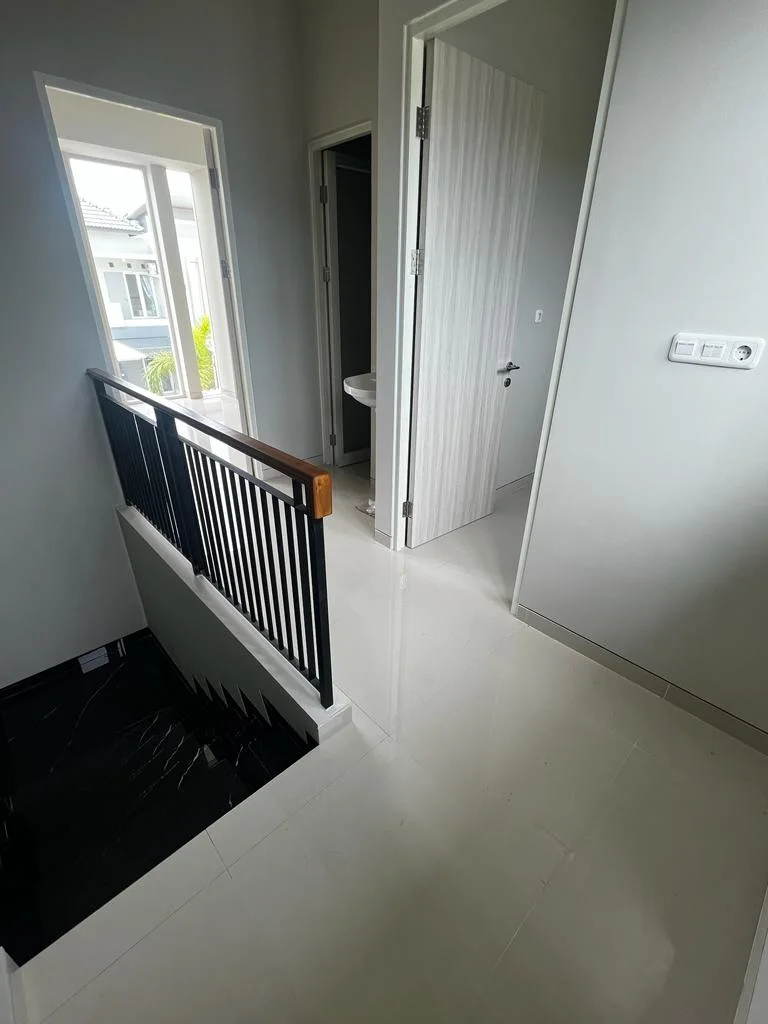 Dijual Rumah Bagus Nyaman Kawasan Di Sukolilo Dian Regency 2 Surabaya Timur - Thumbnail 2