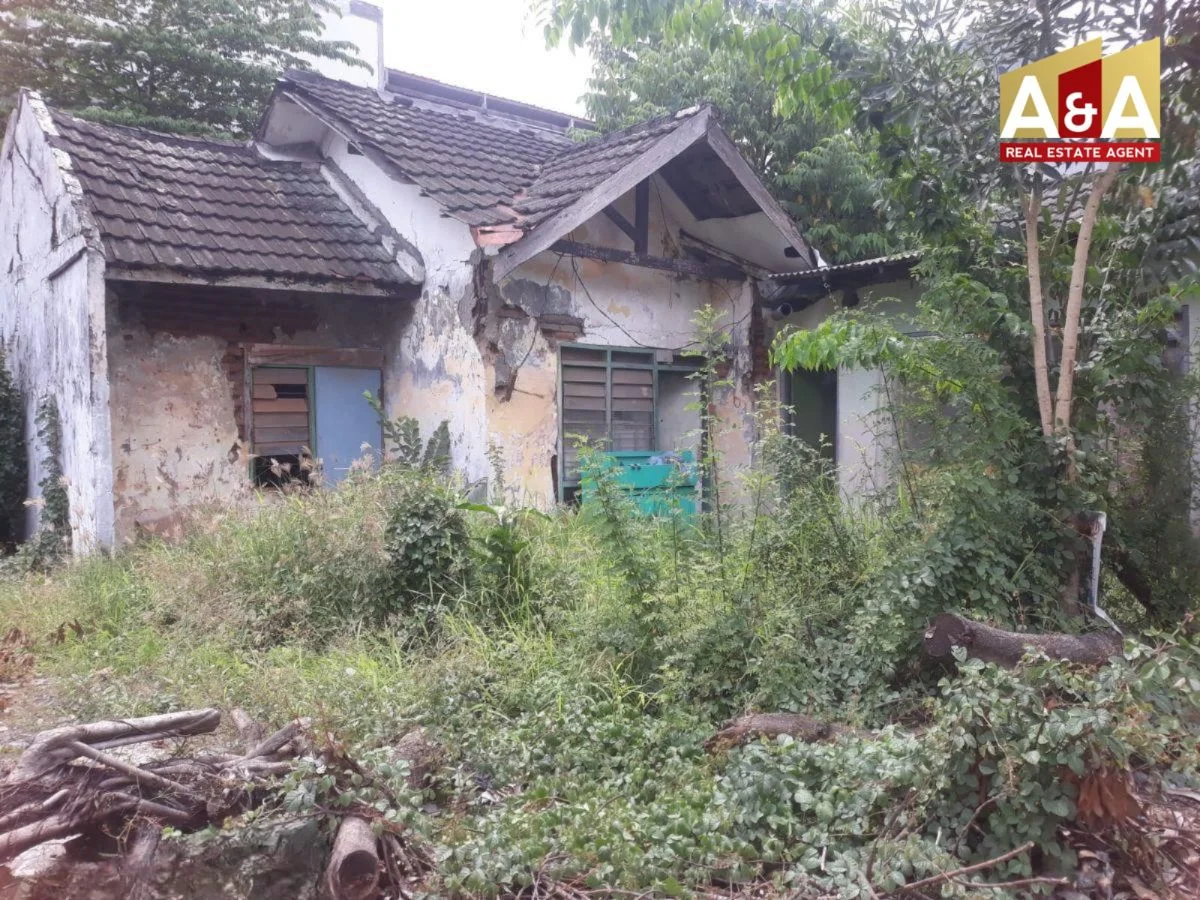 Dijual/disewakan Lahan Strategis Cocok untuk Usaha di Perum Pondok Benowo Indah Surabaya Barat