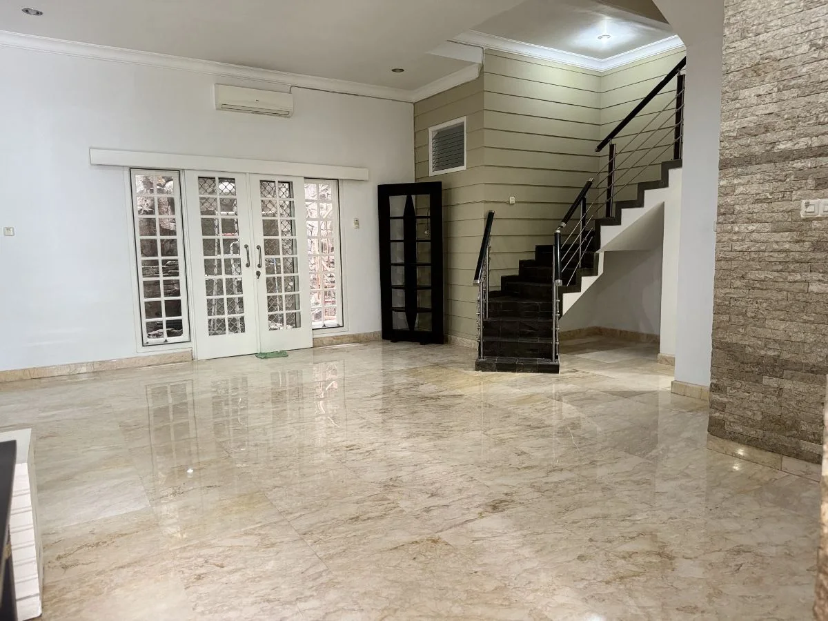 Dijual Rumah Bagus di Pakuwon City San Diego Surabaya Timur - Thumbnail 3