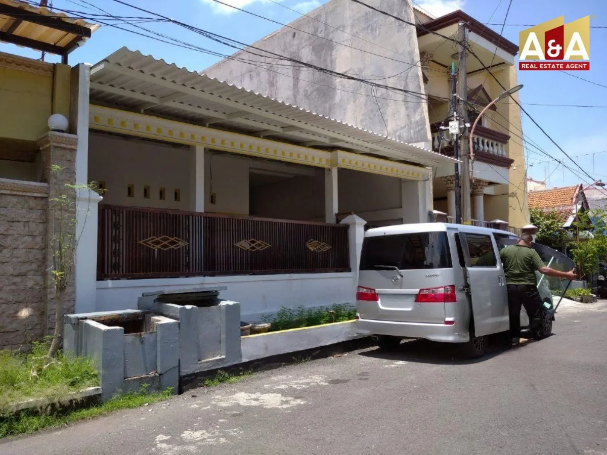 Disewakan Rumah Strategis Purwodadi Surabaya Pusat