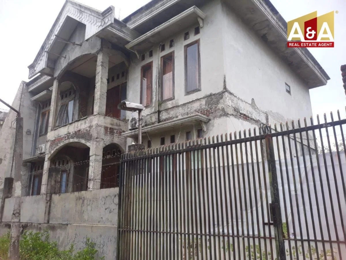 Dijual Rumah Strategis di Lidah Wetan Surabaya Barat